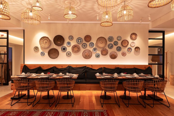 Dining 90 of 126
