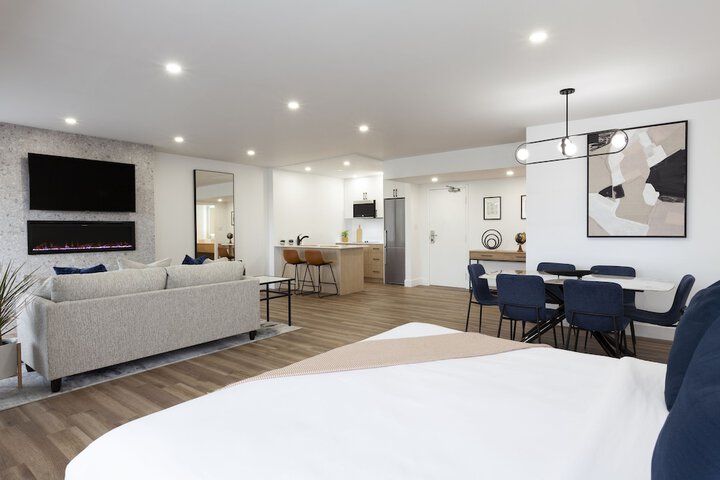 Room 8 of 29