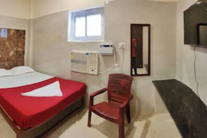 Room 7 of 15