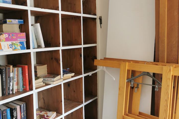Room 25 of 124