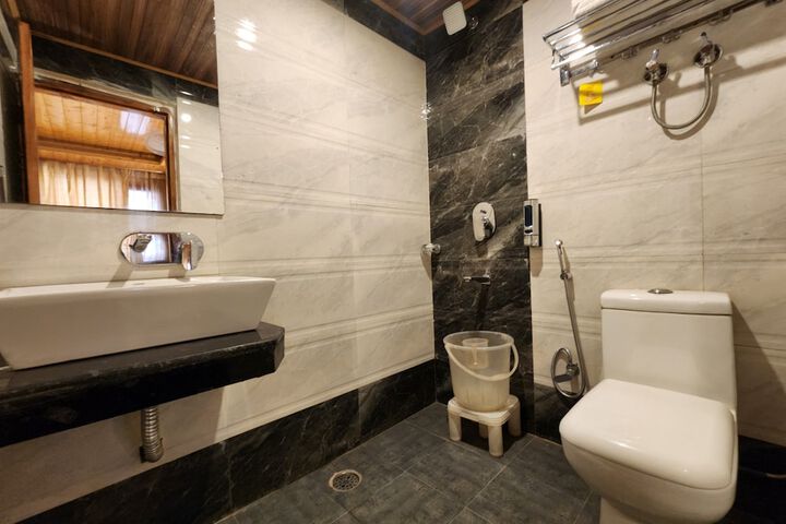 Room 18 of 22