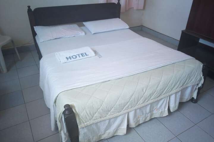 Room 8 of 24