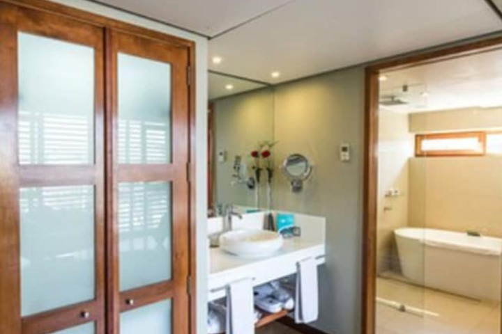 Bathroom Interior Photo