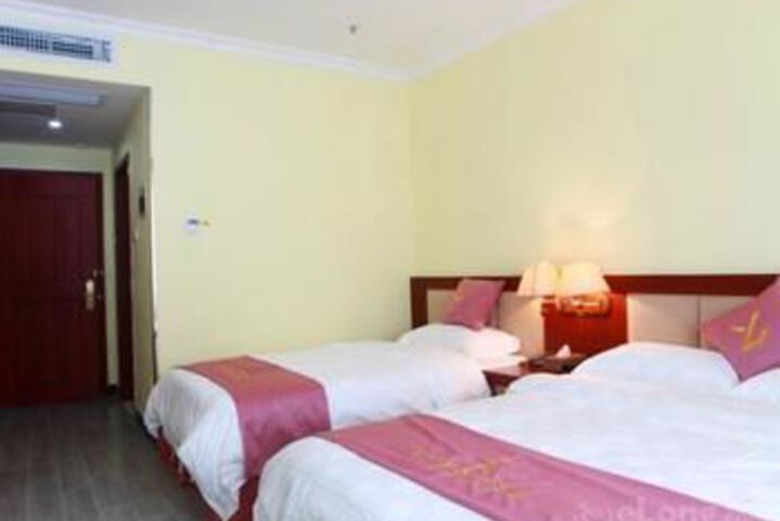 Room 20 of 26