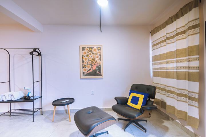 Room 14 of 42