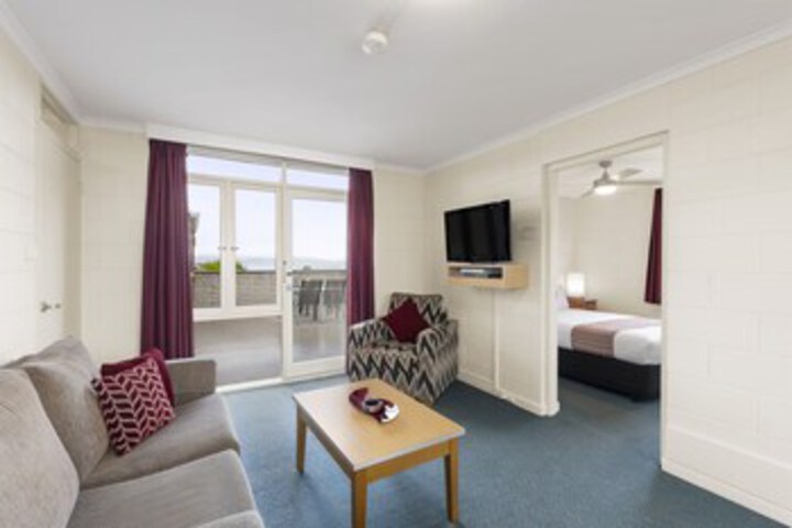 Room 19 of 36