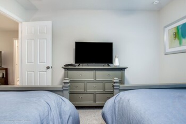 Room 48 of 51