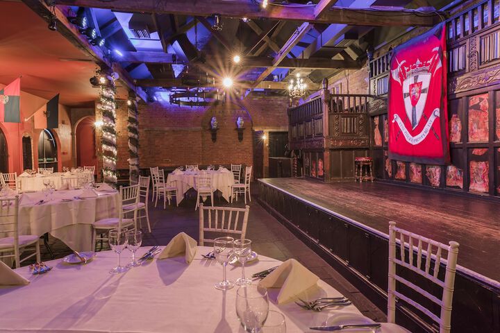 Ballroom/Hall 123 of 157
