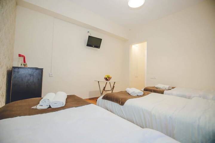Room 7 of 39