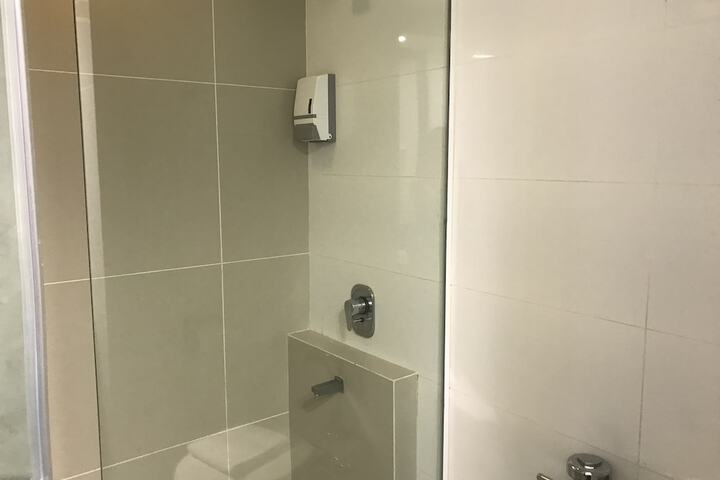 Room 29 of 48