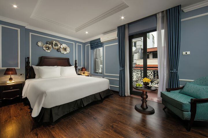Room 18 of 35