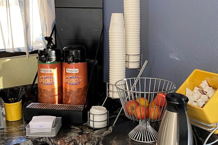 Breakfast/Coffee Service 21 of 29
