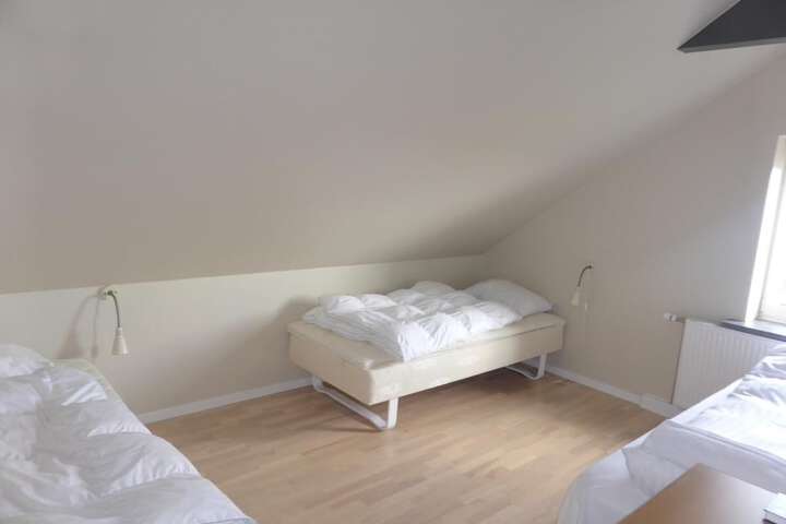 Room 5 of 31