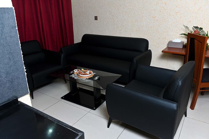 Room 25 of 65