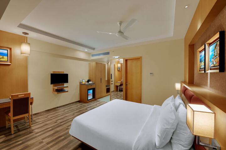 Room 8 of 27