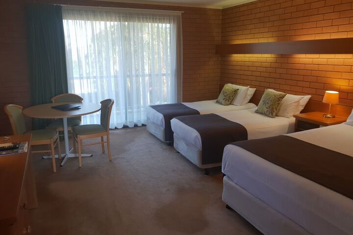 Room 21 of 49