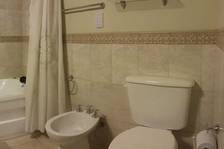 Room 52 of 95