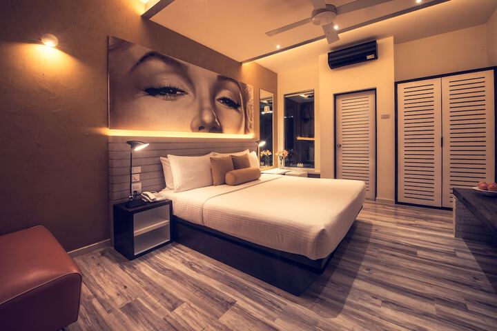 Room 8 of 56