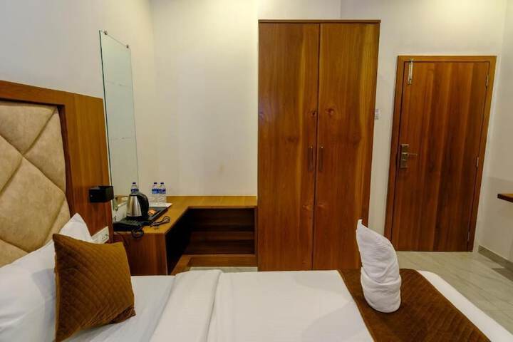 Room 26 of 60