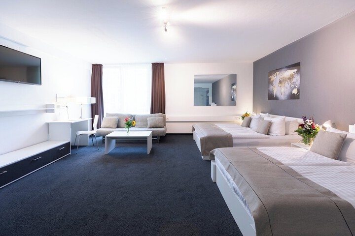 Room 17 of 62