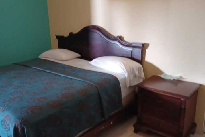 Room 9 of 41