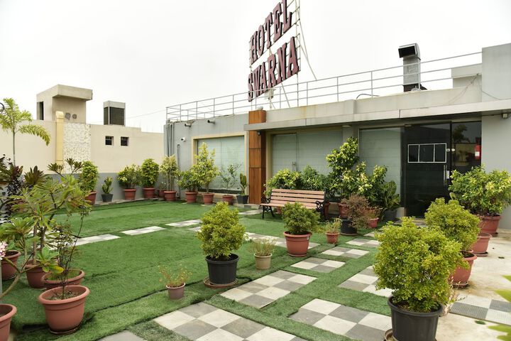 Hotel Exterior 73 of 73