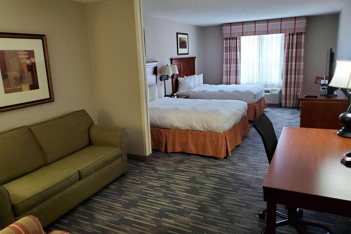 2 Queen Beds (4 of 9)