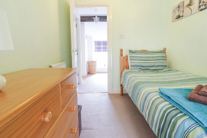 Room 2 of 15