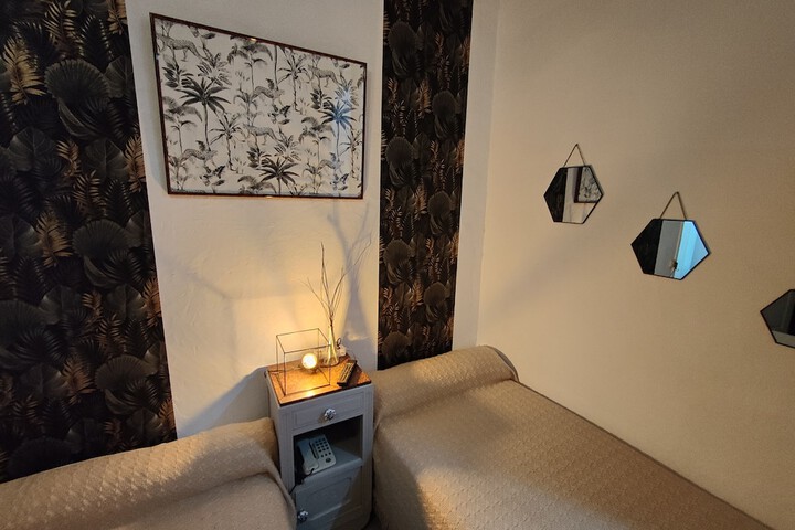 Room 25 of 71