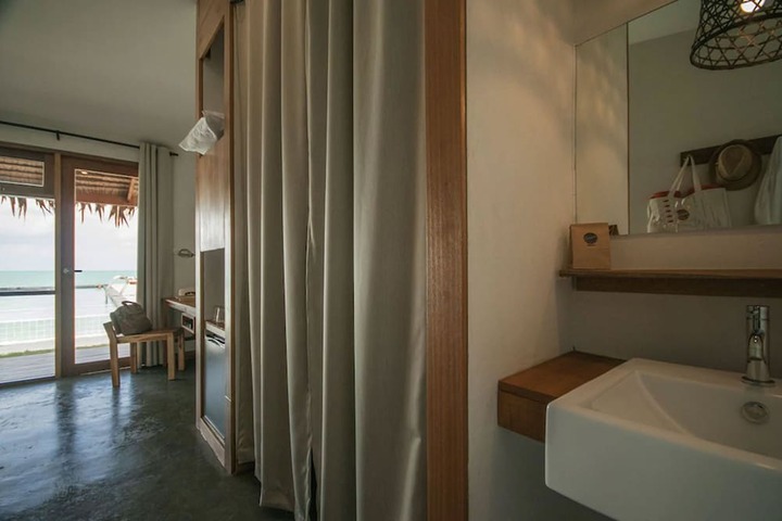 Room 36 of 99