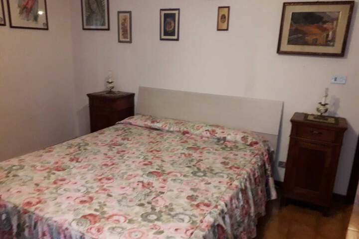 Room 40 of 153