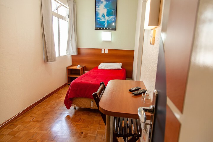 Room 8 of 51