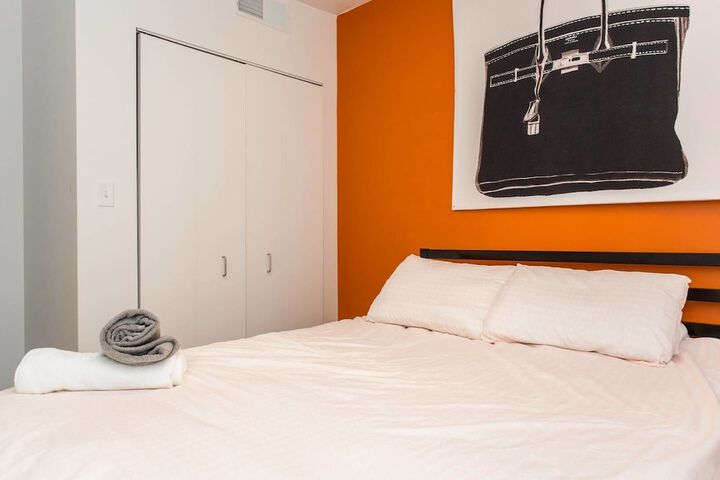 Room 5 of 14