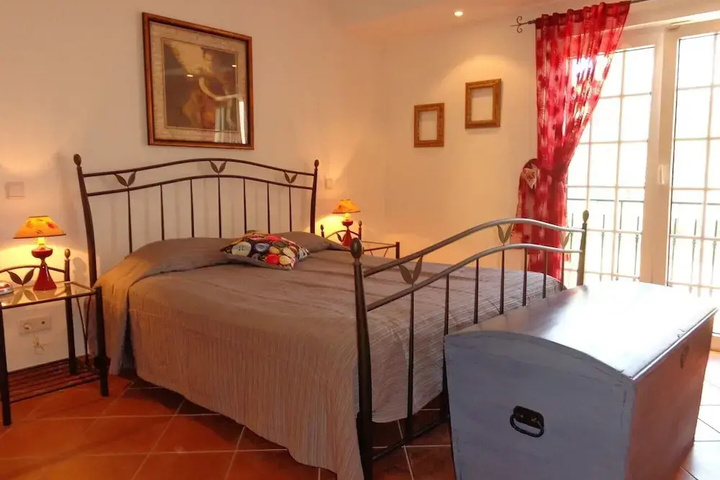 Room 6 of 22