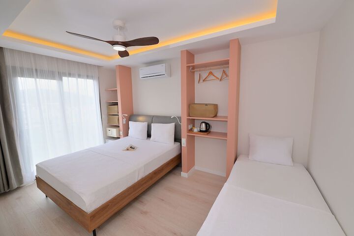 Room 6 of 29