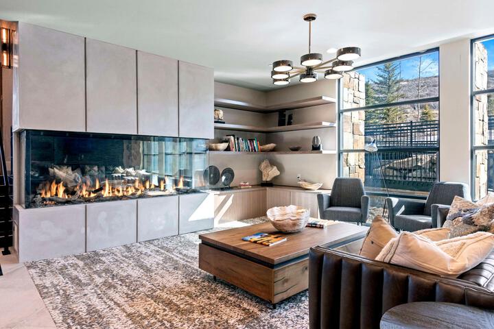 Hotel Interior 150 of 184