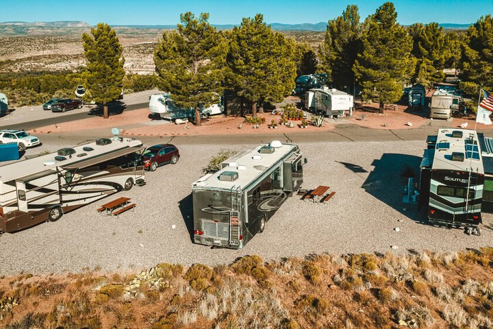 Property Grounds 76 of 87