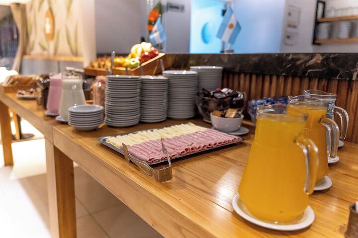 Breakfast/Coffee Service 65 of 96
