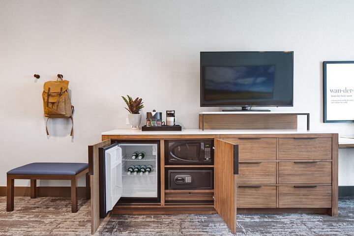 Room amenity