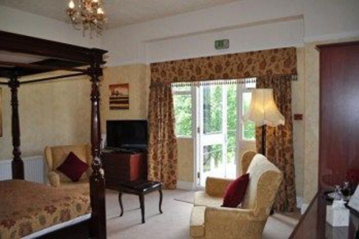 Room 16 of 20