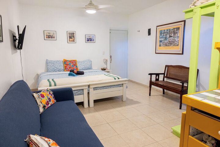 Room 2 of 7