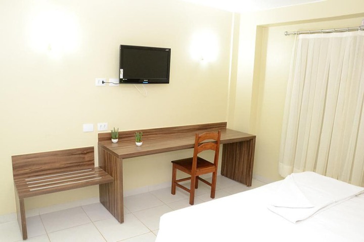 Room 11 of 35