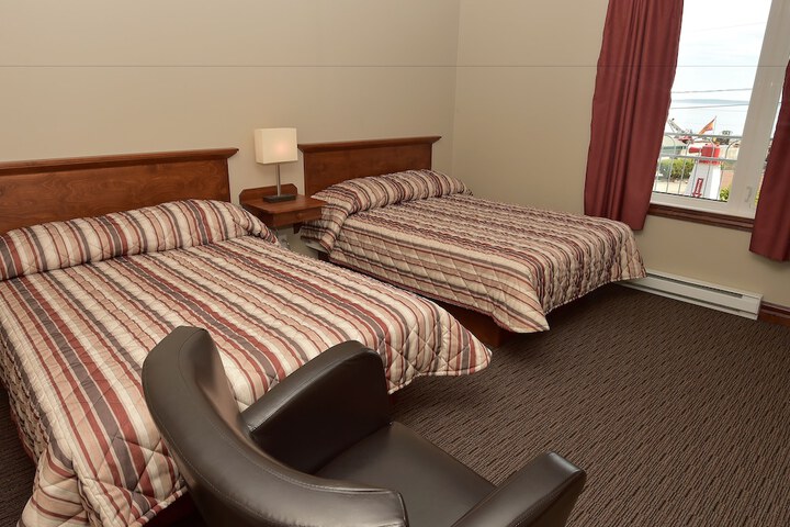 Room 6 of 49