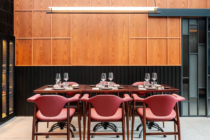 Dining 77 of 132