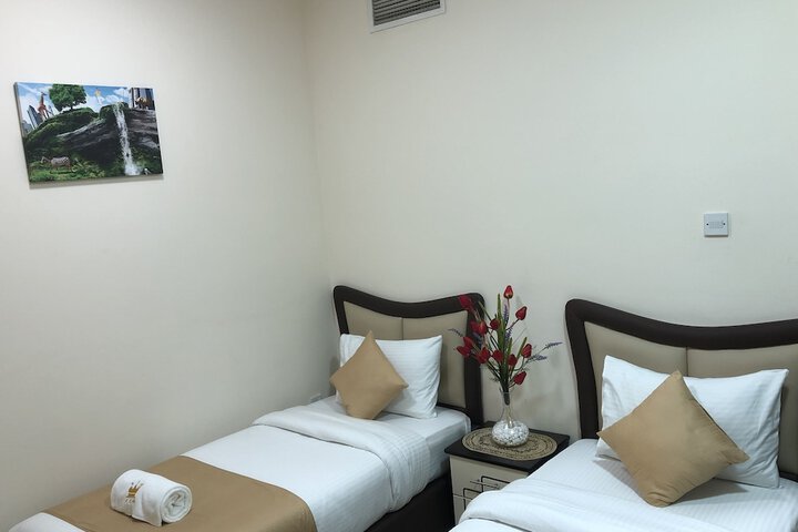 Room 13 of 48