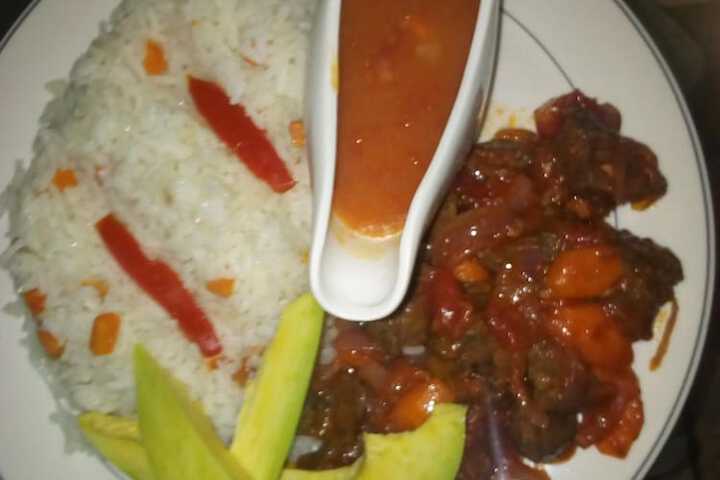 Dining 30 of 49