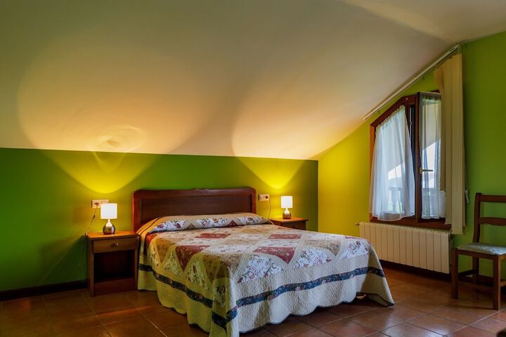 Room 5 of 50