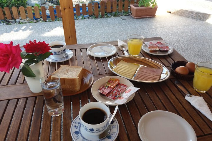 Breakfast/Coffee Service 90 of 103