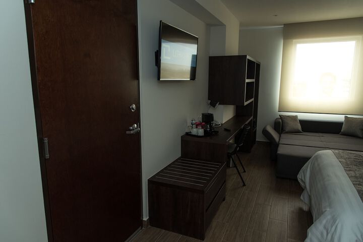 Room 18 of 44