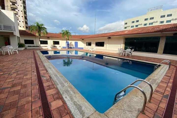 Pool 7 of 12